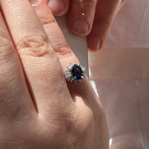 SOLD Jewelry Ring Sapphire 1.58ct Platinum - Picture 5 of 13